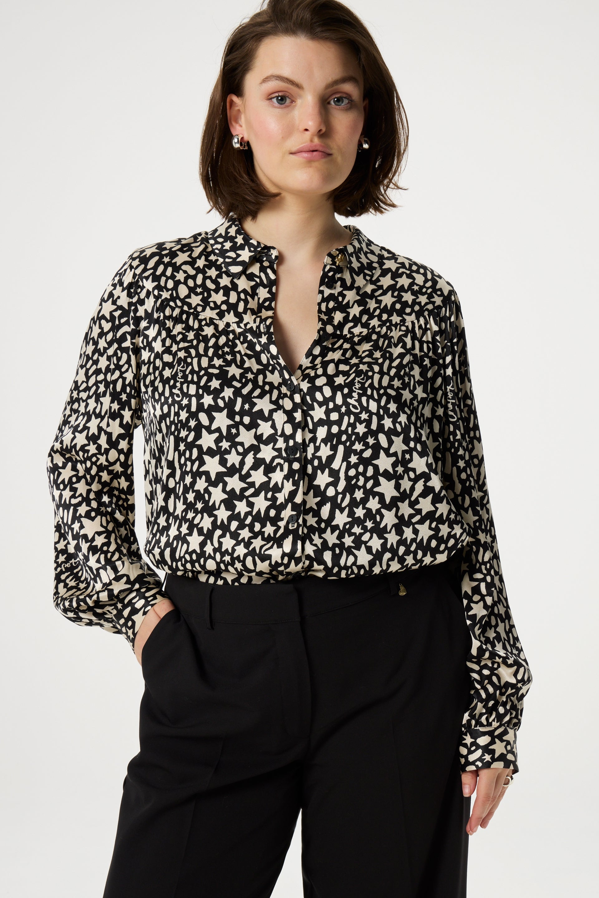 Nina Blouse | Black/Creme Brulee