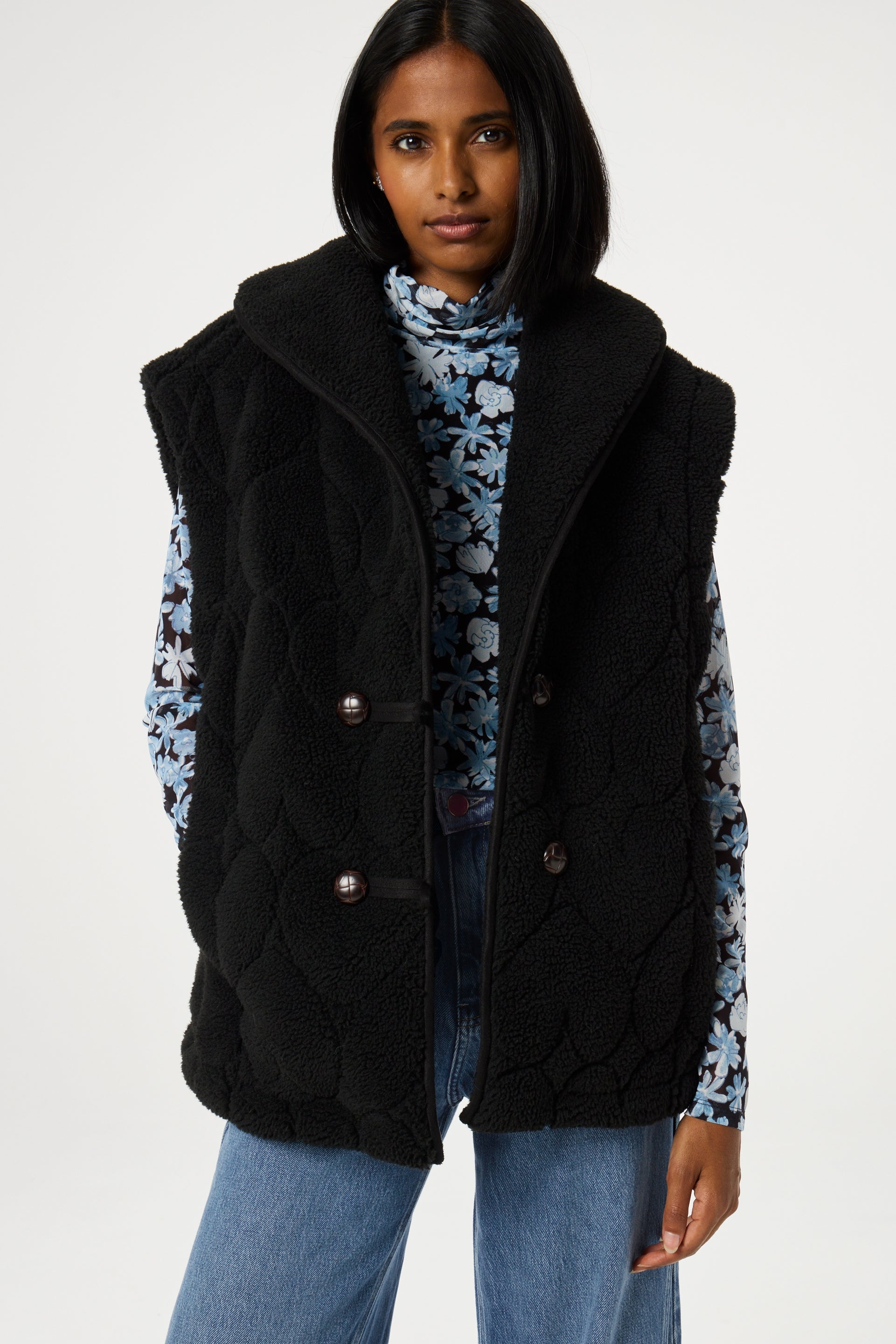 Merlin Gilet | Black