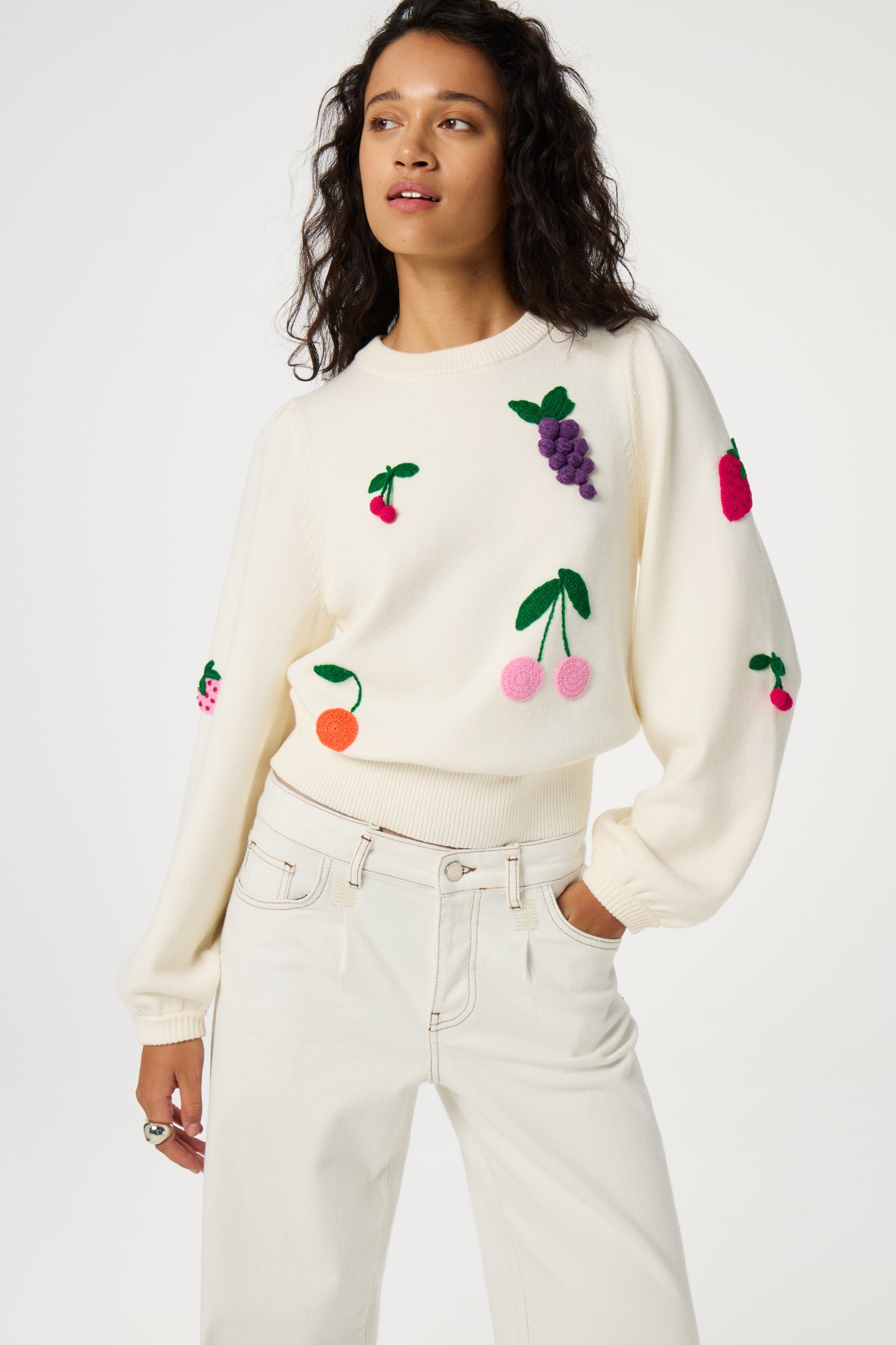 Fruity Pullover | Cosy White