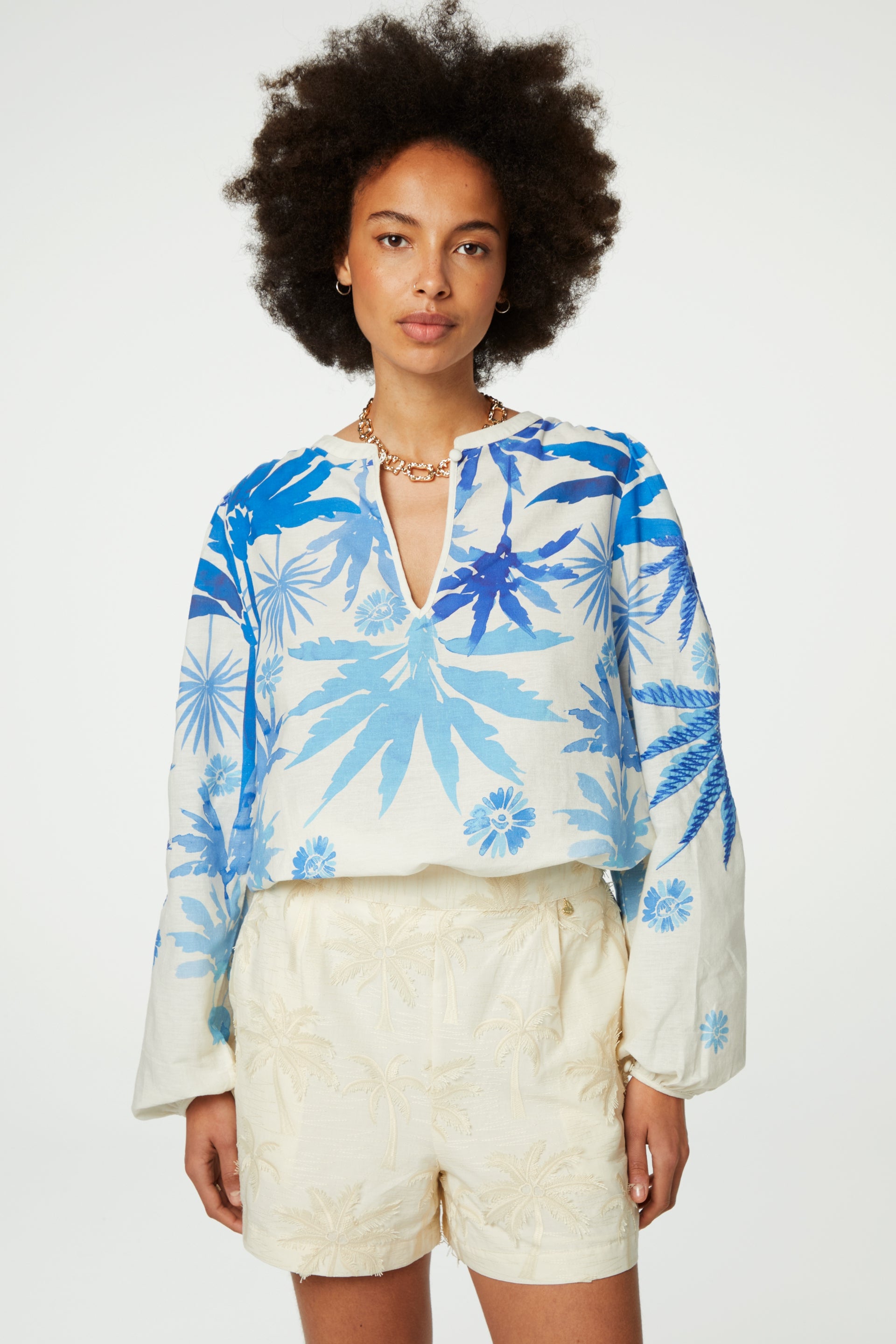 Carly Top | Warm white/Bright Bl